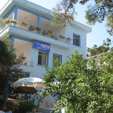 Mavi Pension 호텔 Ayvalı 외부 사진